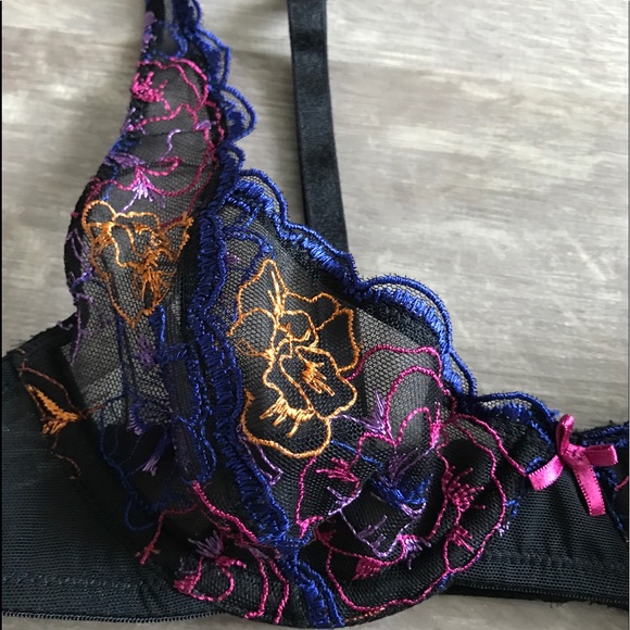 NEW Free People Black Embroidered Floral Bra - Picture 3 of 7